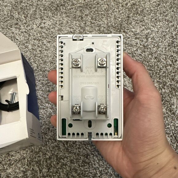 OJ Microline UWG4-4999 Wi-Fi Touchscreen Programmable Thermostat - Picture 3 of 5